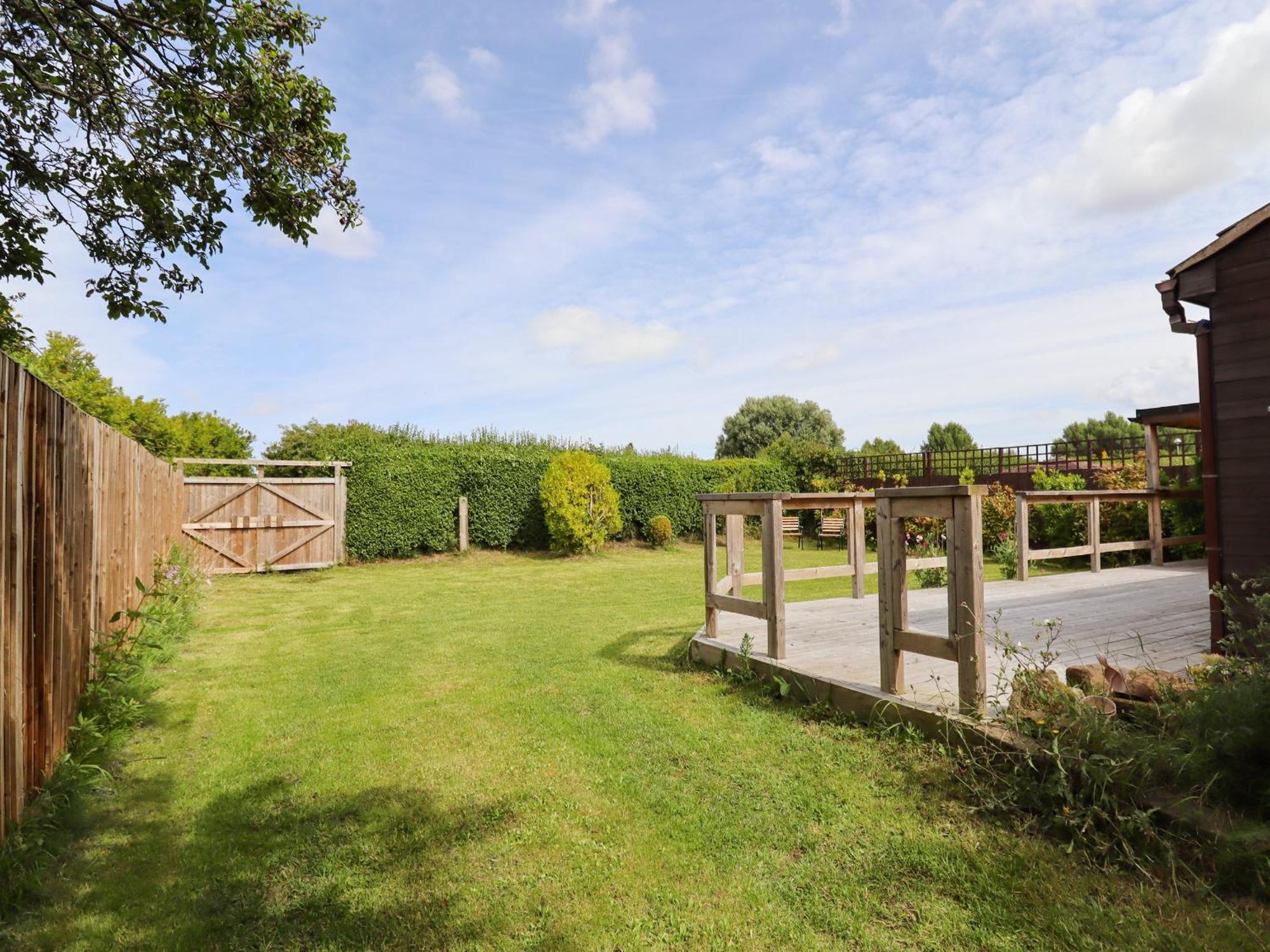 Meols Holiday Lodge Wirral Buitenkant foto